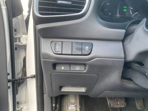 Used 2019 Hyundai Ioniq Blue image 12