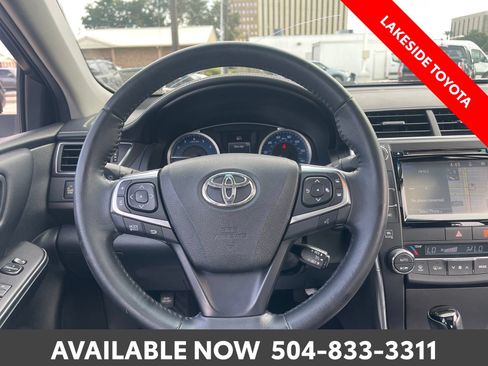 Used 2017 Toyota Camry XLE w/ Moonroof Package FWD image 21