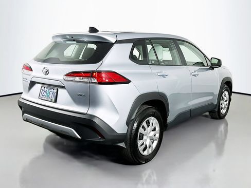 Used 2025 Toyota Corolla Cross L AWD/4WD image 8