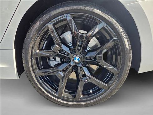 New 2026 BMW 330i Sedan w/ M Sport Package RWD image 10