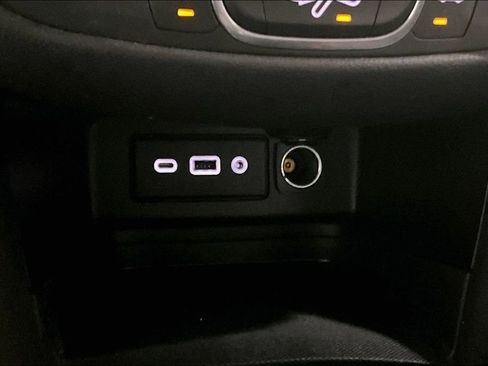 Used 2022 Chevrolet Equinox LT image 16