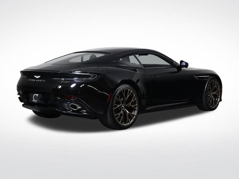 Used 2024 Aston Martin DB12 Coupe RWD image 5