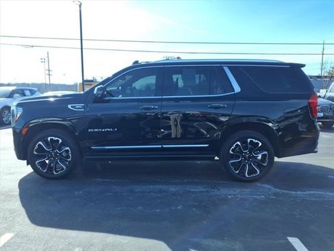 Used 2023 GMC Yukon Denali w/ Max Trailering Package image 4