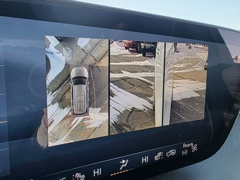 Used 2025 Buick Enclave Avenir w/ Trailering Package, 5000 lbs. AWD/4WD image 23