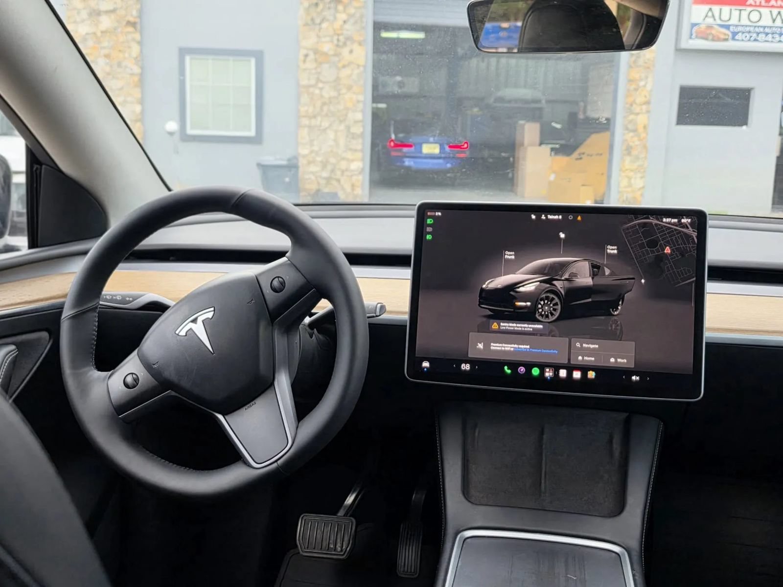 Used 2023 Tesla Model Y AWD image 16