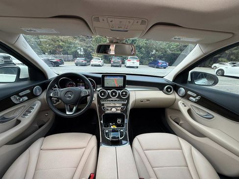 Used 2017 Mercedes-Benz C 300 Sedan image 7
