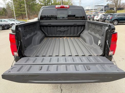 Used 2023 Chevrolet Colorado Z71 w/ Z71 Convenience Package 2 image 7