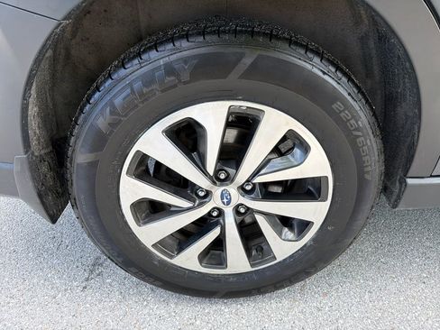 Certified 2023 Subaru Outback Premium AWD/4WD image 18
