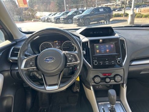 Used 2020 Subaru Forester Premium image 8