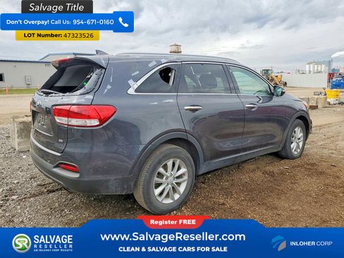 Used 2017 Kia Sorento LX w/ LX Convenience Package FWD image 4