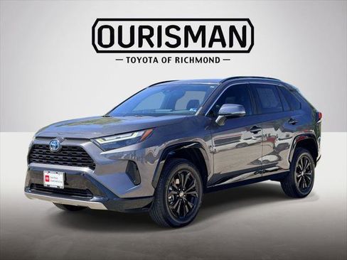 Certified 2022 Toyota RAV4 SE w/ Convenience Package AWD/4WD image 24