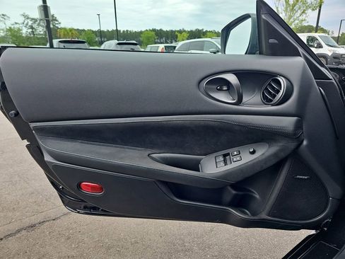 Used 2024 Nissan Z Performance w/ Floor Mat Package RWD image 29