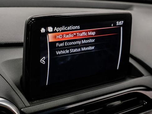 Used 2018 MAZDA MX-5 Miata RF Grand Touring RWD image 36