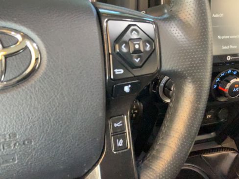 Used 2023 Toyota 4Runner TRD Off-Road Premium w/ Moonroof Package AWD/4WD image 16