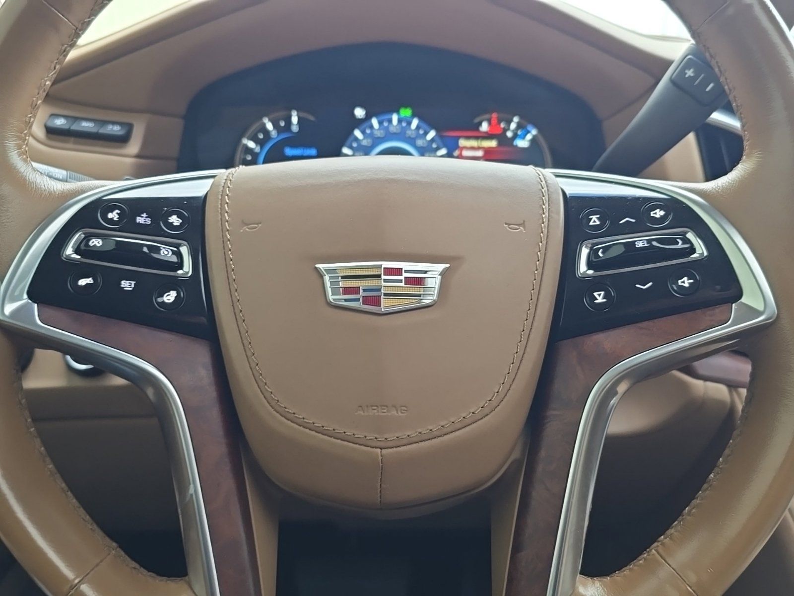 Used 2016 Cadillac Escalade Platinum AWD/4WD image 24