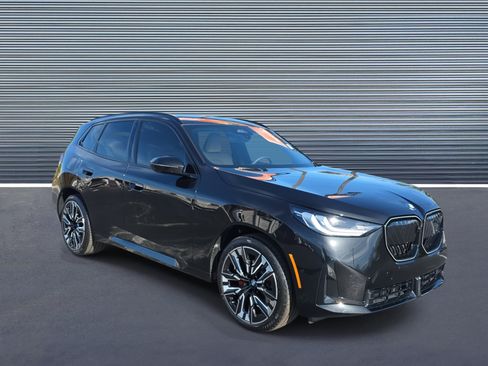 Used 2026 BMW X3 xDrive30 w/ Premium Package image 2