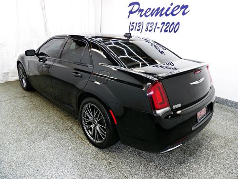 Used 2015 Chrysler 300 S w/ 300S Premium Group image 4