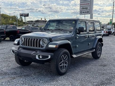 New 2026 Jeep Wrangler Sahara image 24