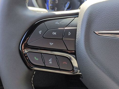 New 2026 Chrysler Pacifica Select FWD image 12