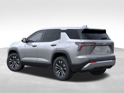 New 2026 Chevrolet Equinox LT image 3