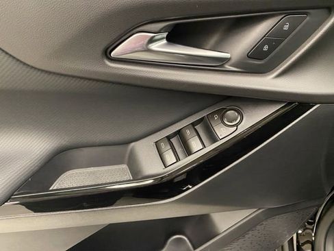 New 2026 Chevrolet Equinox LT image 15