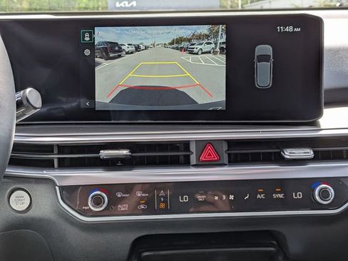New 2026 Kia Sorento EX FWD image 17