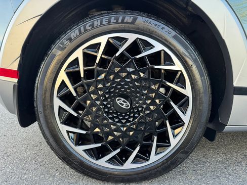 Used 2023 Hyundai Ioniq 5 Limited image 18