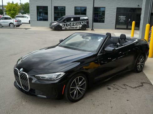 Used 2024 BMW 430i Convertible w/ Convenience Package image 6