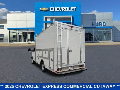 New 2025 Chevrolet Express 3500 w/ Power Convenience Package image 6