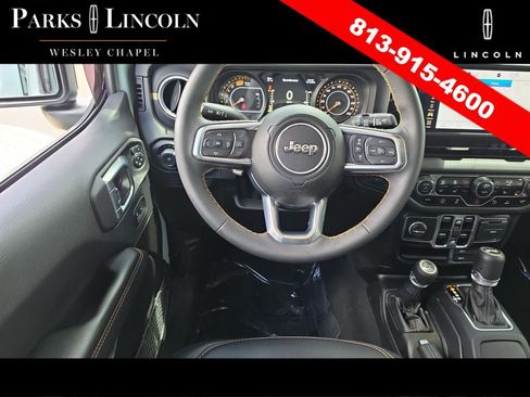 Used 2024 Jeep Wrangler Unlimited Sahara w/ Technology Group AWD/4WD image 11