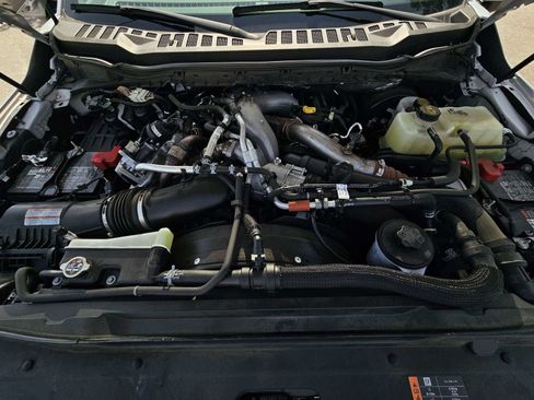 Certified 2024 Ford F350 Lariat w/ Lariat Ultimate Package AWD/4WD image 6