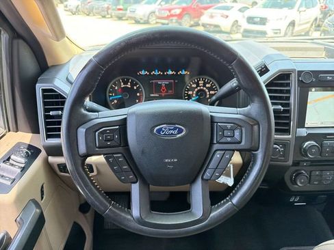 Used 2017 Ford F150 XLT w/ Equipment Group 302A Luxury AWD/4WD image 10