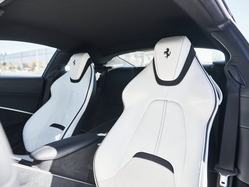 Used 2024 Ferrari Roma image 38