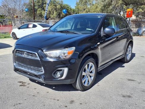 Used 2015 Mitsubishi Outlander Sport SE FWD image 3