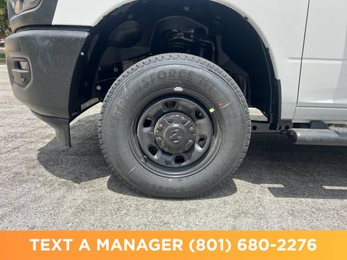 New 2026 RAM 2500 Tradesman AWD/4WD image 25