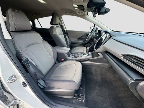 Used 2024 Subaru Crosstrek 2.0i Premium image 34