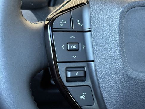New 2026 Toyota Prius Limited FWD image 28