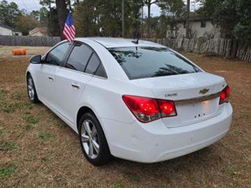 Used 2011 Chevrolet Cruze LTZ image 3