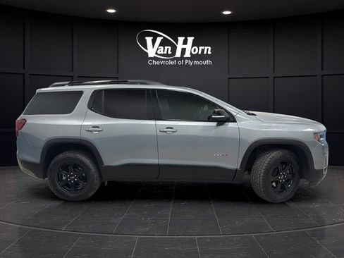 Used 2023 GMC Acadia AT4 w/ Preferred Package AWD/4WD image 8