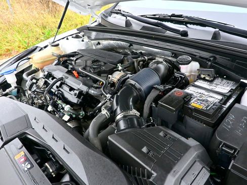 Used 2023 Kia K5 LXS image 37