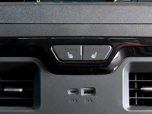 Used 2026 GMC Sierra 1500 AT4 w/ AT4 Premium Package AWD/4WD image 88