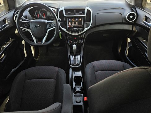 Used 2020 Chevrolet Sonic LT image 29