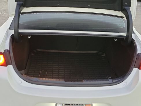 Used 2024 MAZDA MAZDA3 s image 18