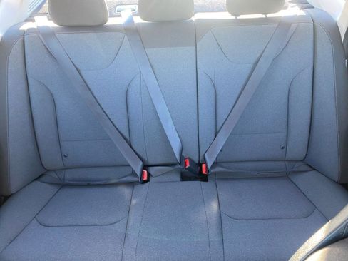 Used 2025 Kia K4 LXS image 39