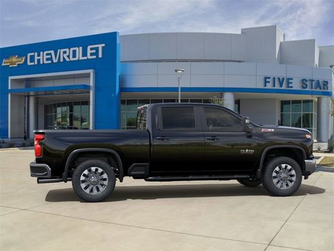 New 2025 Chevrolet Silverado 2500 LT w/ Texas Edition image 5