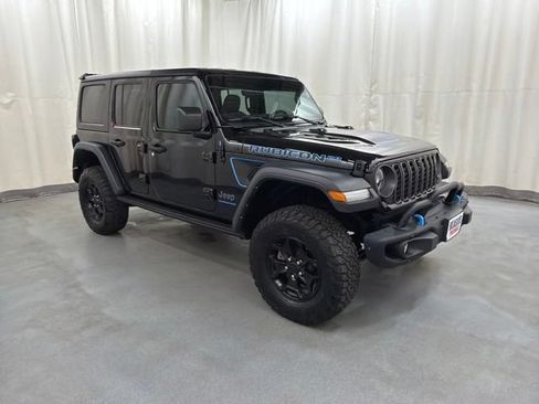 Used 2023 Jeep Wrangler Unlimited Rubicon 4xe AWD/4WD image 1