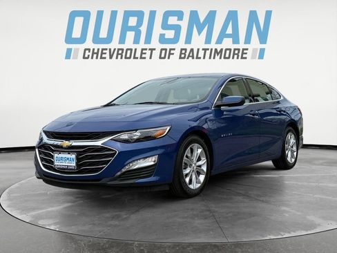 Used 2023 Chevrolet Malibu LT w/ LPO, Floor Liner Package FWD image 2