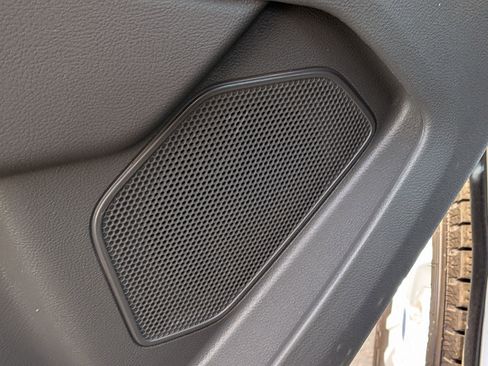 Used 2021 Ford Transit 350 XLT image 10