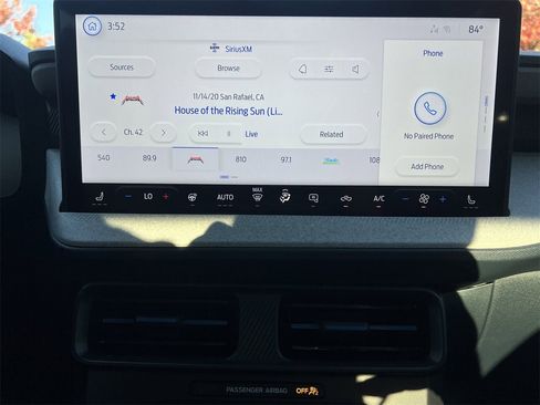 New 2025 Ford Maverick XLT w/ XLT Luxury Package image 4