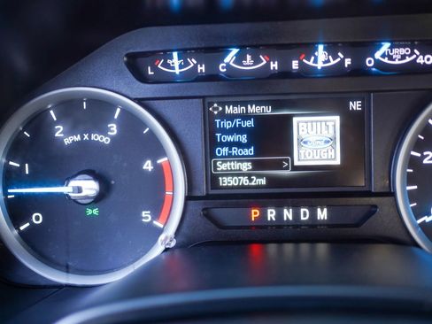 Used 2021 Ford F250 XLT AWD/4WD image 32